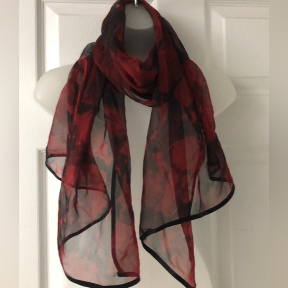 VTG Bernie of New York Elegant Dramatic Silk Chiffon Floral Motif Oblong Scarf - Picture 3 of 10